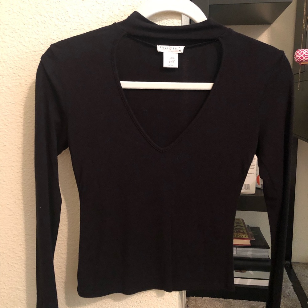 Full Tilt (Tilly’s) Choker Neck Top